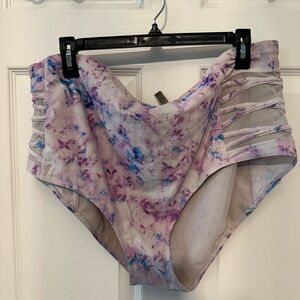 Torrid swim bottoms